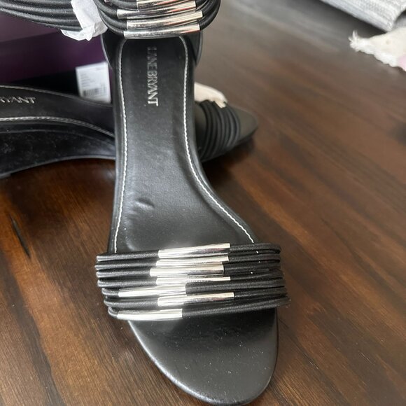 NWT Lane Bryant Strappy Black Wedge Sandals Size 8W - Picture 4 of 9